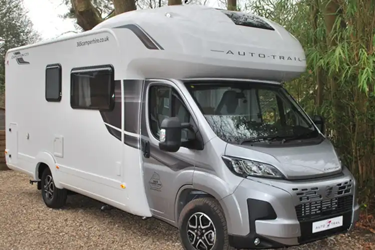 365camperhire.co.uk-Fleet-Hampshire Motorhome-Expedition C73