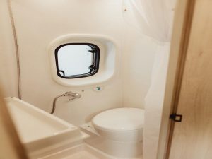 Expedition 67 Automatic from 365camperhire.co.uk Bathroom