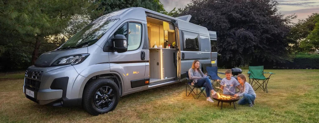 365camperhirecouk-Expedition-68-XL-Campervan-Hire-hampshire | 365 Camper Hire 365camperhire.co.uk-Expedition-68-XL-Campervan-Hire-hampshire